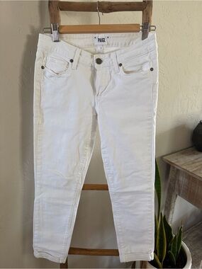 PAIGE White “Kylie Crop” Jeans - Size 27